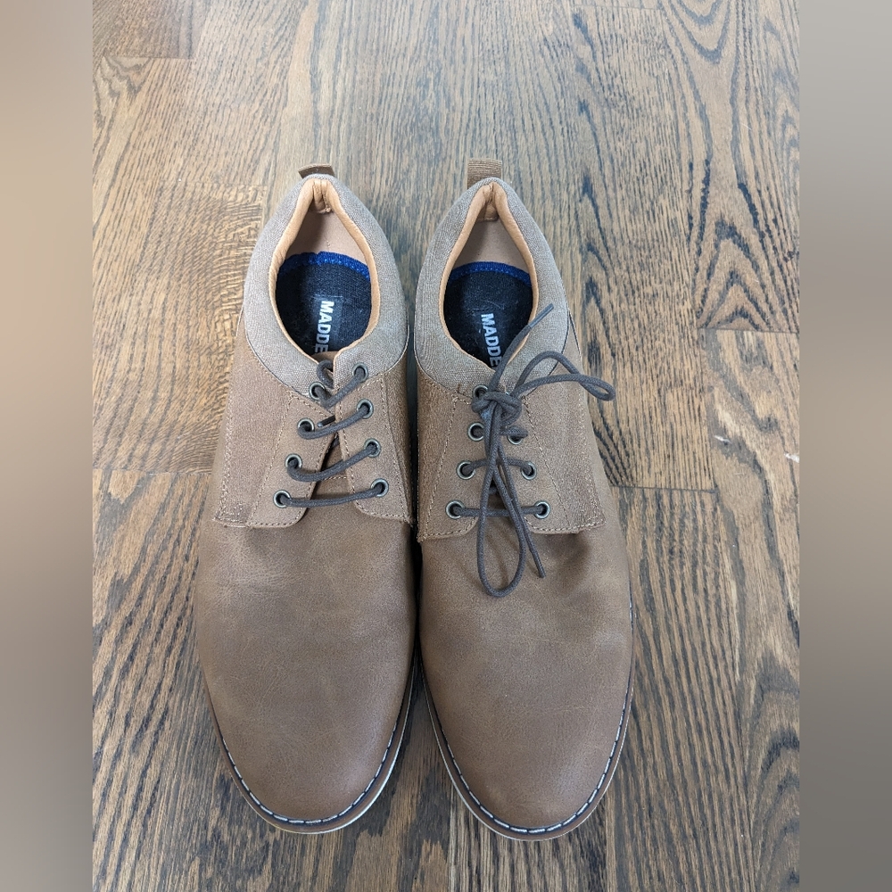 Steve Madden Tan oxfords 11.5